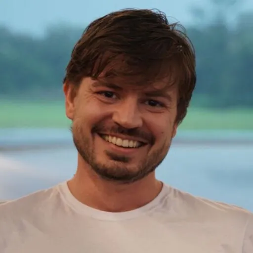 Retrato de Alan R. Fachini